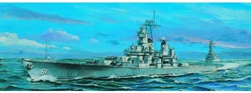 Trubač 1/700 USS Iowa BB61 Battleship 1984 model Kit